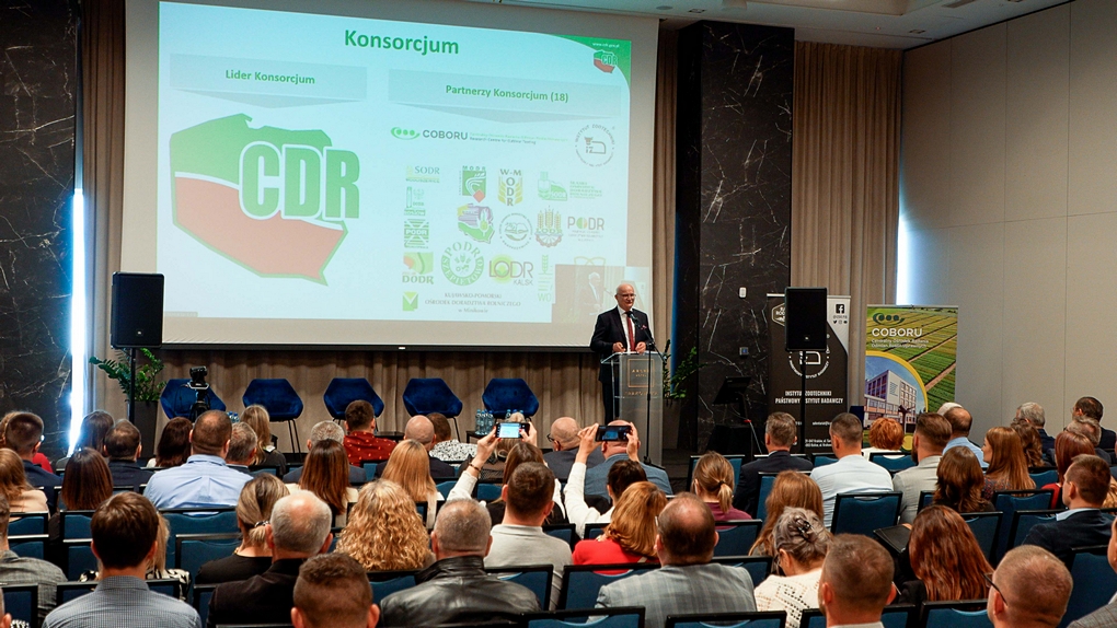 1.	Otwarcie konferencji przez Dyrektora Oddziału w Radomiu CDR Brwinów – dr inż. Henryka Skórnickiego 