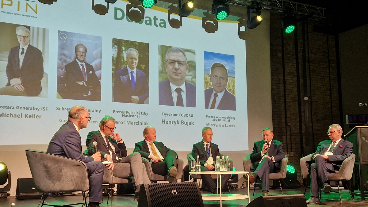 Uczestnicy panelowej dyskusji